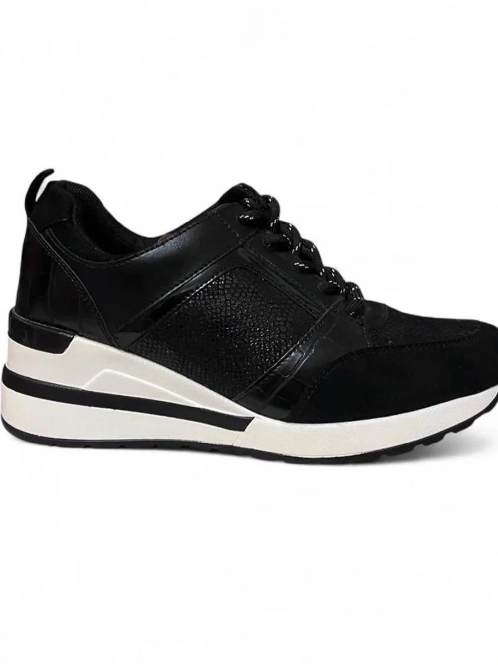 Women's Black Platform Lace-Up Sneakers with Contrast Sole